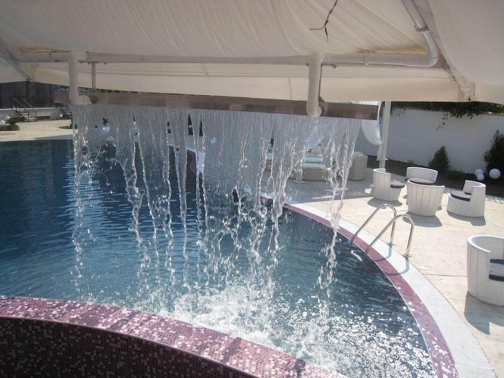 Hotel Rainbow 3 Resort Club ساني بيتش المظهر الخارجي الصورة